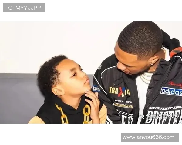 达米安利拉德：从新秀到NBA超级巨星的传奇之路